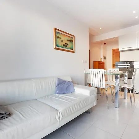Stj - St Julian's 1 Bedroom Prime Location Апартаменты *
