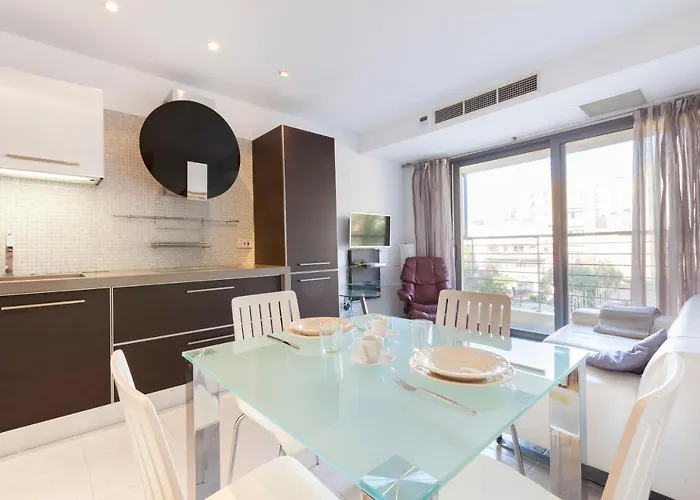 Stj - St Julian's 1 Bedroom Prime Location Appartement San Ġiljan