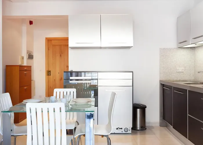 Stj - St Julian's 1 Bedroom Prime Location *